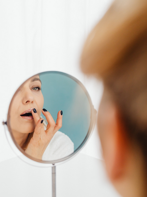 Skincare for 40s: Tailoring Your Skincare Regimen for Aging Gracefully